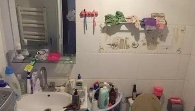 垃圾桶|年轻人越来越离不开4款卫生间好物,美观实用还不贵,发工资就买