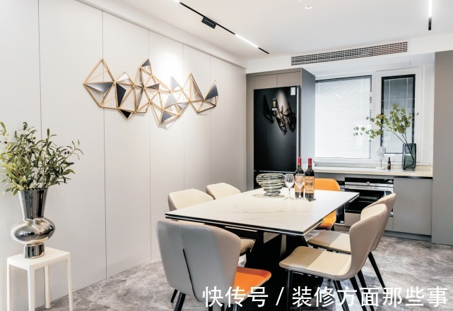 玄关|130㎡现代简约森系住宅,依旧保留着烟火气