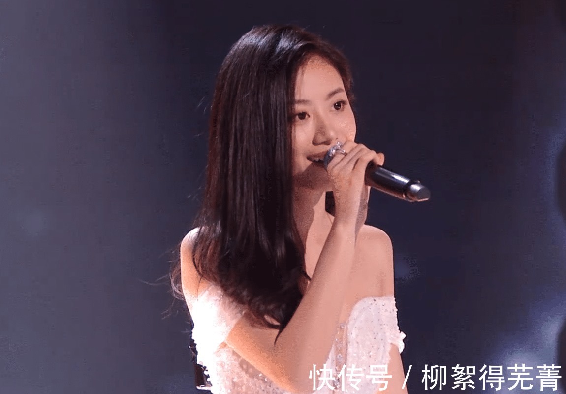 总冠军|中国好声音伍珂玥获年度总冠军，王靖雯稍显遗憾，姚晓棠意难平