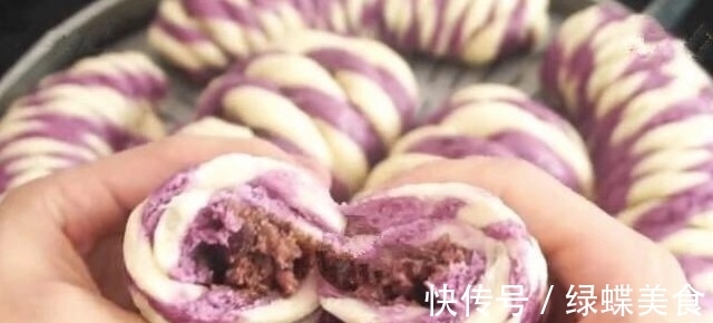 不放水，做花样馒头，喧软香甜，孩子看到就爱吃，外面也买不到