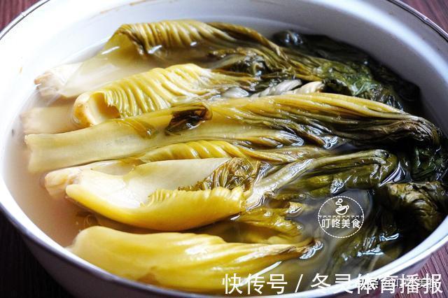 芥菜|腌酸菜，别只会加盐腌了，牢记3个关键，酸菜又酸又脆，放久不烂
