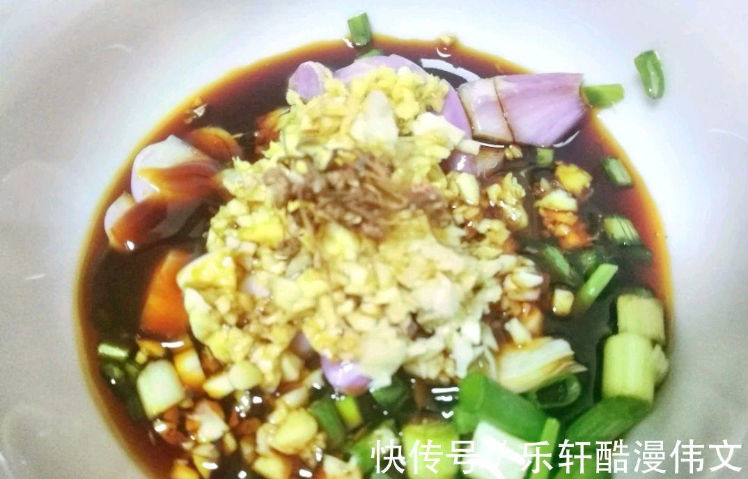 经典粤菜白切鸡，手把手教你做出最正宗的粤式白切鸡