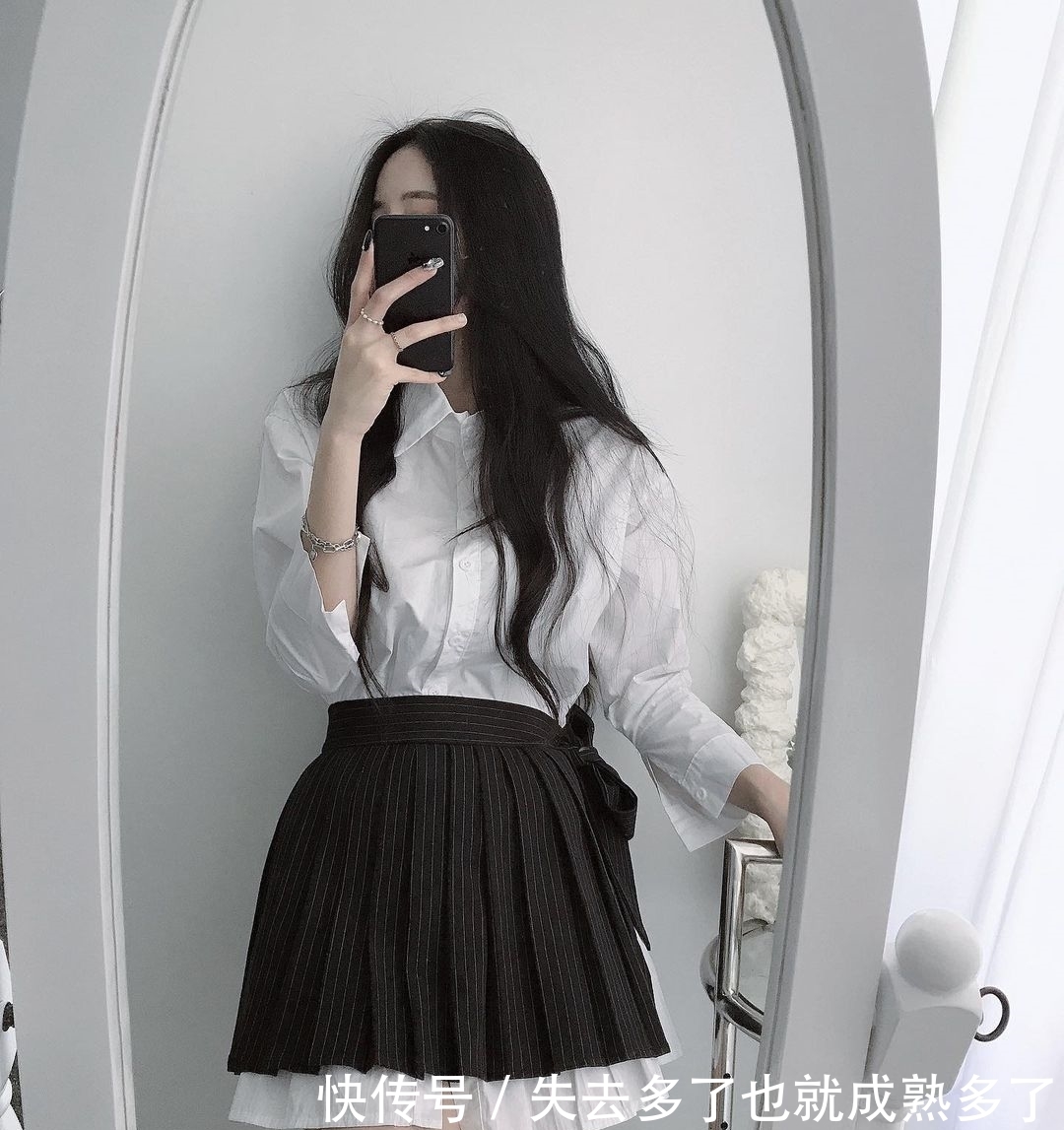 衬衫|衬衫还在搭配西装裤?今夏流行衬衫配短裙,轻松美出新高度