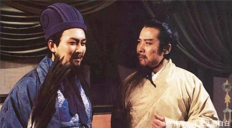 冲锋枪|古墓出土40把老“冲锋枪”,距今已接近两千年,专家:果然是他