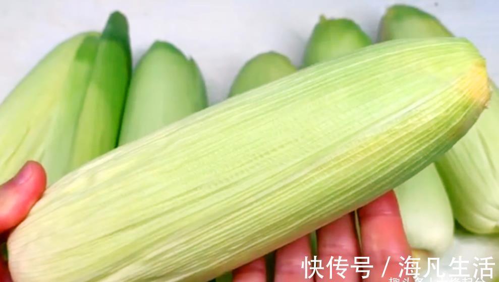 好吃|煮玉米,忌讳直接加水煮,教你饭店的方法,玉米又香又糯特好吃