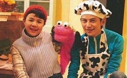 大一就被央视选中,快乐大本营为他改时间,何炅因何没有留在央视