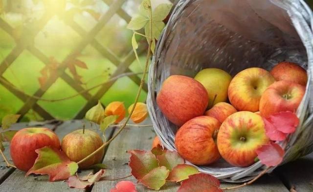 红枣|常吃这10种水果，一觉睡到天亮不失眠，省下无数补品钱