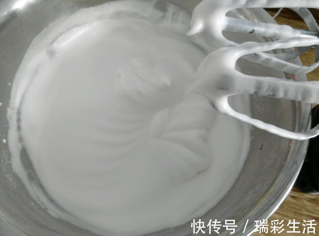 鸡蛋黄|美味好吃的红糖枣糕，制作简单，营养健康