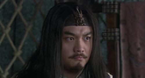 马腾|马超，一个坑爹叛主的投机者，却被《三国演义》洗白成了英雄