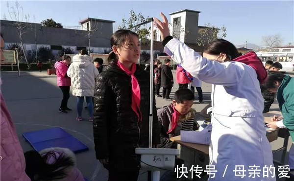 身高|11岁女童身高已有163,医生:3种食物是“助长王”,可多吃