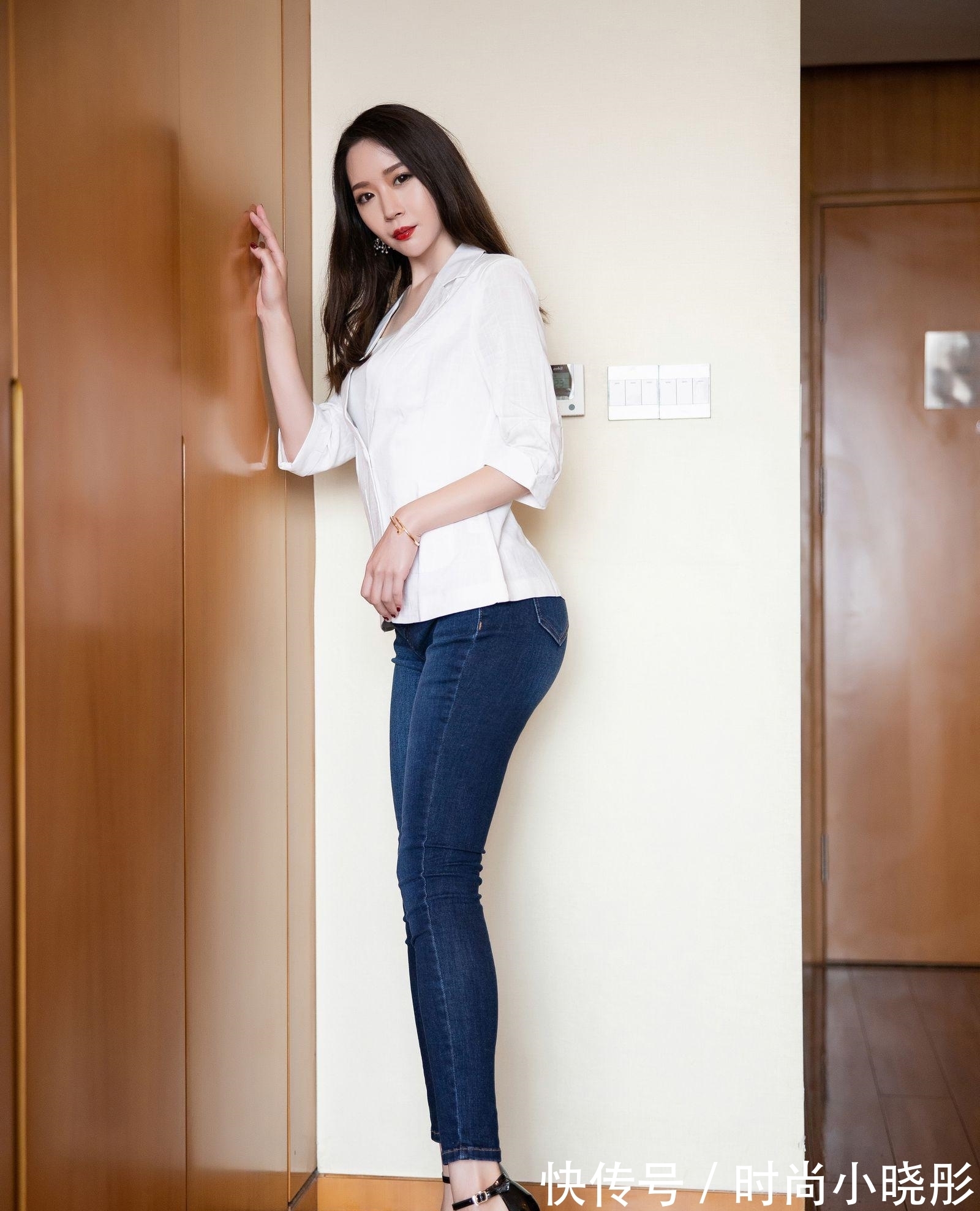 时髦 从新员工到“王牌”销售,时髦的穿搭被老板器重