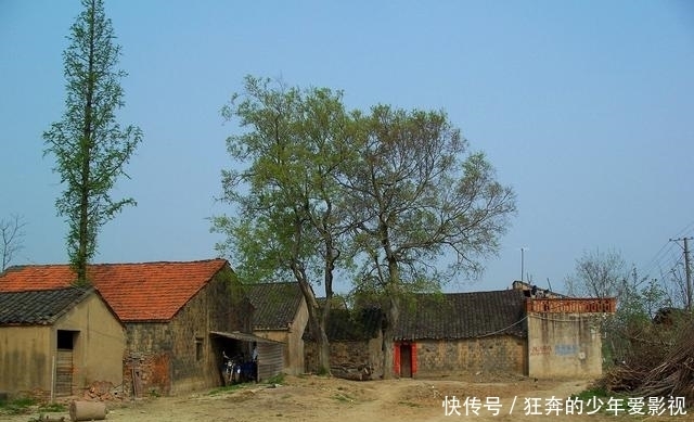 拿出|抗日英雄留下五间老房,亲儿子与继子争遗产,各拿出证明文件