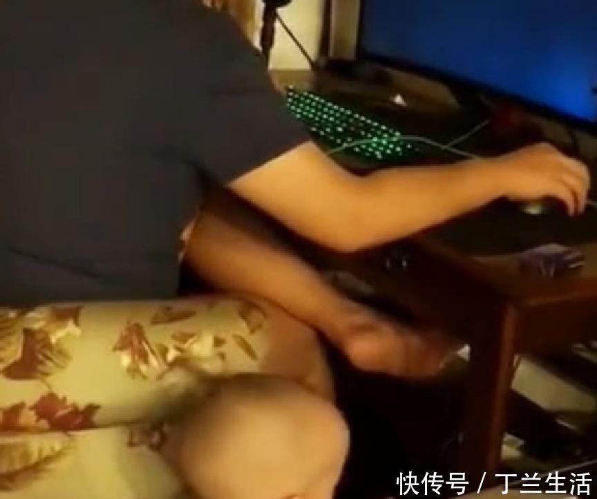 助攻|有了宝宝之后,爸爸玩个游戏都是这种画风,堪称妈妈的“神助攻”