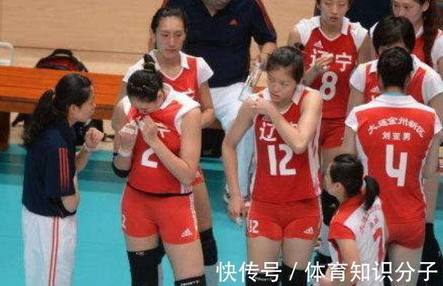 张越红|女排团队大重建!雅典铁娘子有望入驻,代替郎平赖亚文身兼两职!