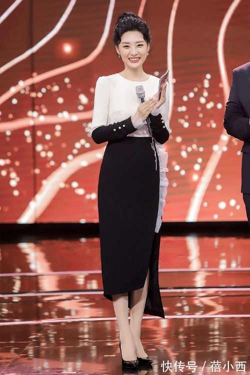 半身裙|周涛的私服穿搭才叫高级,印花外套配小白裤好美,60后女性可照穿