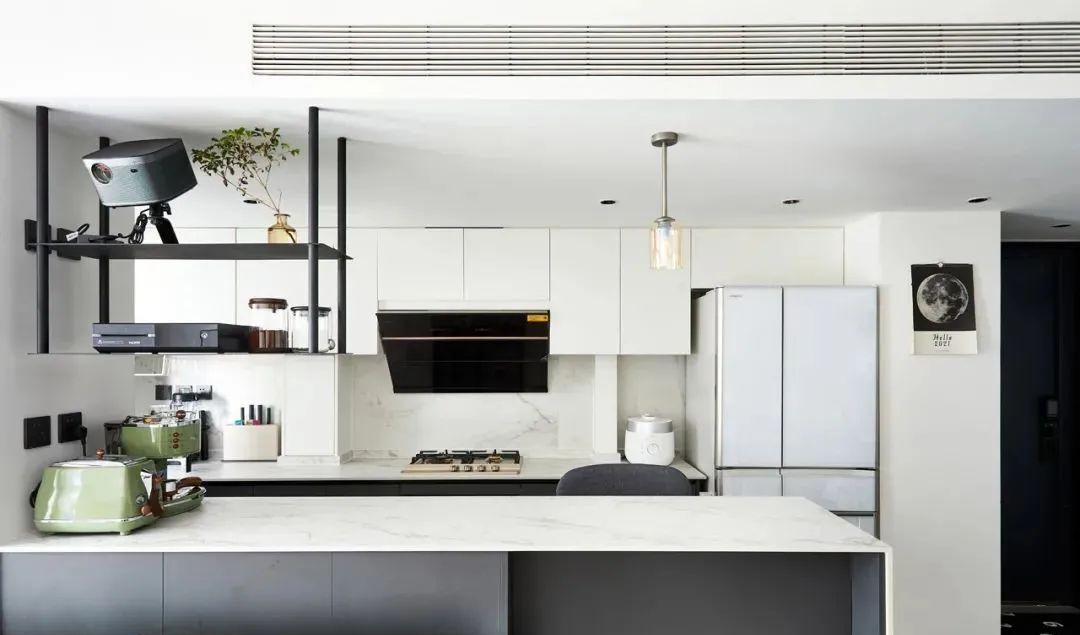 隔断|厨房和客厅这么做隔断,一点都不占用面积,邻居看了都说要照着装