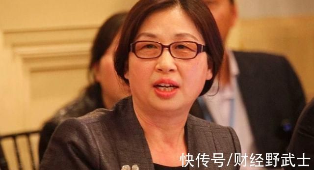 华为市场部|比任正非小11岁,任却要向她呈报请示,曾带领7000名华为员工辞职