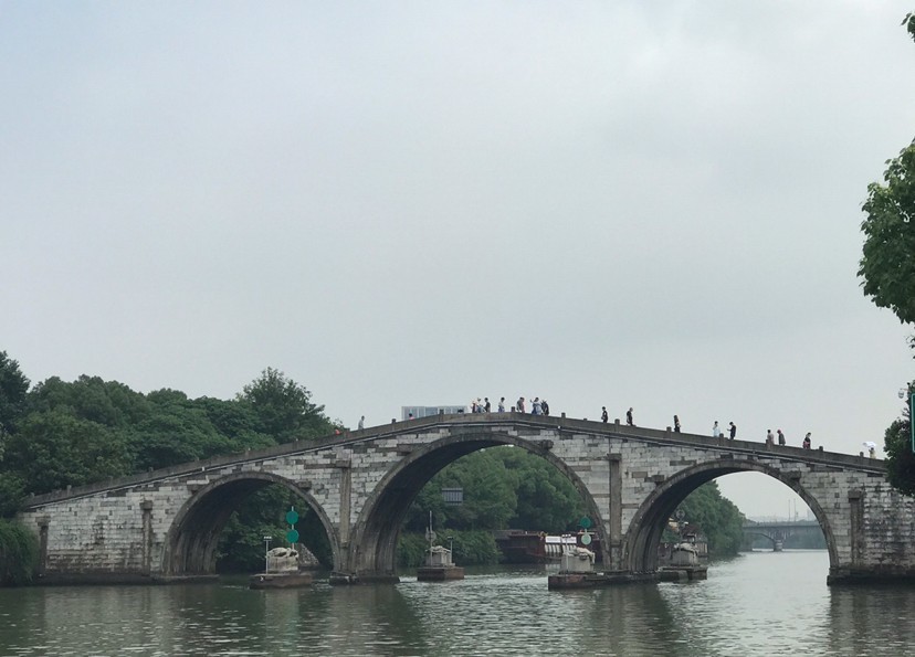 京杭大运河最南端的桥,绝对一等美人