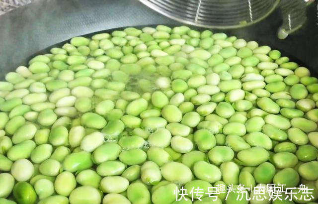 储存蚕豆时别只会焯水,多加一步,蚕豆不干不硬,色泽鲜亮
