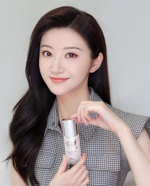 ?女生脸上有这5个“特征”，属于天生的“美人胚子”，越看越惊艳