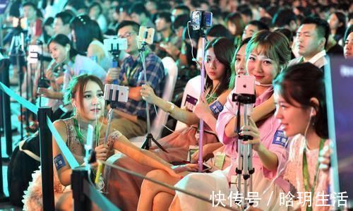 解约|后悔签约的拉面哥：不想成为别人的“敛财工具”，只想做个普通人