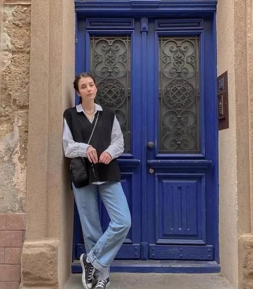 ?女人不管穿啥，都要牢记“上下法则”，很多人不懂，难怪显矮胖