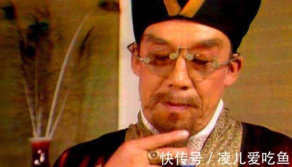 贾赦#同样是吃“嫩草”,为什么贾珍抱得美人归,贾赦却碰了一鼻子灰?