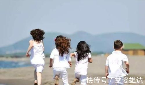 性教育|“爸爸,你在妈妈上面做什么”宝妈灵机一动,巧妙化解尴尬