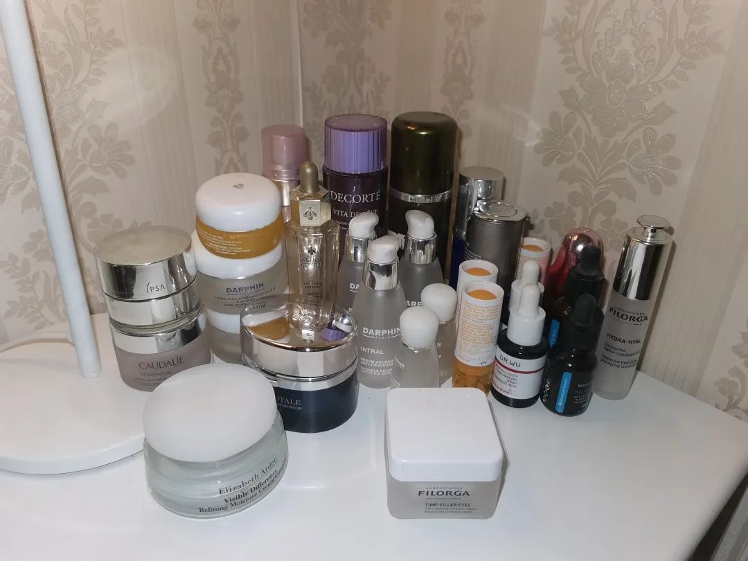 秋季 曾经,我以为护肤品用完了才用换……现在,极度后悔中……