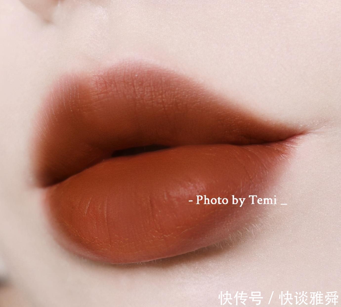 女人有实力一定要挑大牌口红,质地顺滑颜色还高级,真不是瞎吹