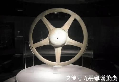 人面@三千年前的“方向盘”,专家无法给出合理解释,现在如何了