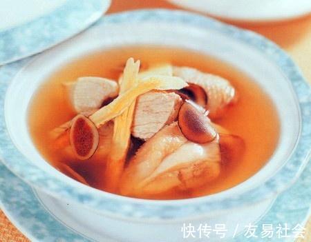 养生|黄芪配“一宝”,每天泡水喝,补气养血抗衰老,身体或会越来强健