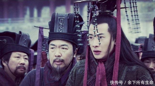 蜀国|曹丕为何不将汉献帝送到蜀国，让打着除贼兴汉的刘备左右为难呢