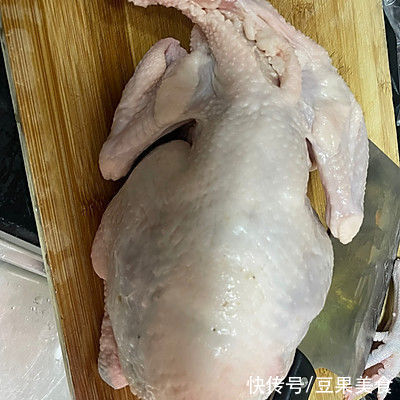 外焦里嫩爆汁烤全鸡-烤箱版