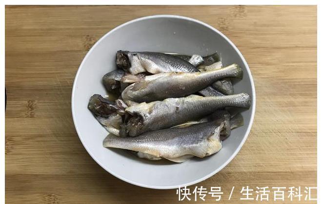 面条|老公最爱这碗面，隔三差五就让做，鲜得掉眉毛，连汤都喝光