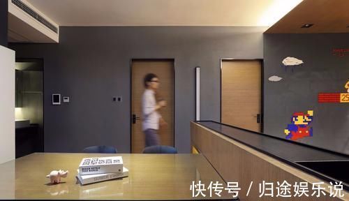 装修|135平米现代简约风格三居室装修图,浓重的色彩,让人过目难忘