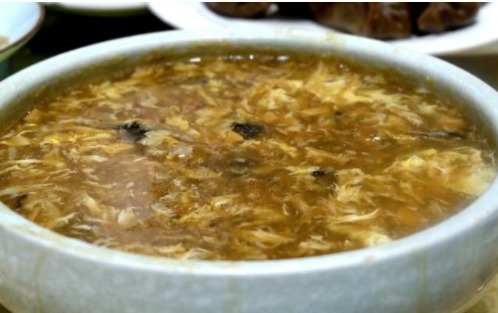 µ½É½¶«µÄµÚÒ»²Í£¬Ç×ÓÑÈÈÇéÕдý£¬¼å±ý³Ôµ½³Å£¬»¹Óм¸¸ö²Ë²»ÖªµÀÃû