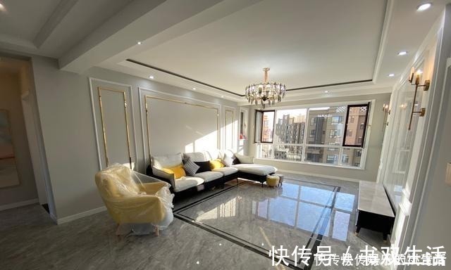 客厅|新房通风半年准备入住,打扫干净漂亮极了,进门就被客厅迷住了