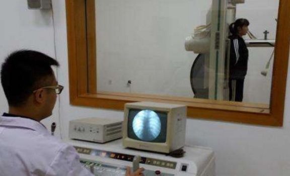 女人|为何有些女人抗拒做胸透这个理由让人哭笑不得,不妨了解