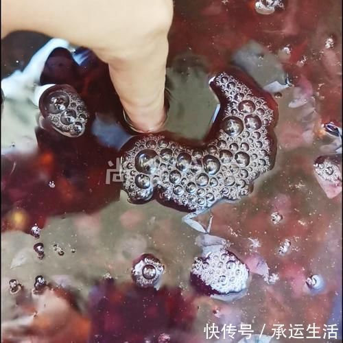 气泡水|它是“天然助眠剂”,失眠的人睡前喝1杯,无梦睡到天亮