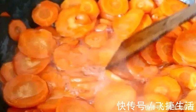 好吃|胡萝卜别再炒肉了,教你好吃新做法,补肝明目补维C,孩子超爱吃