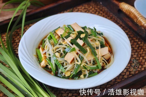 绿豆芽|夏天来了，凉拌菜最受欢迎，教你一道百吃不厌的凉菜，吃着超过瘾