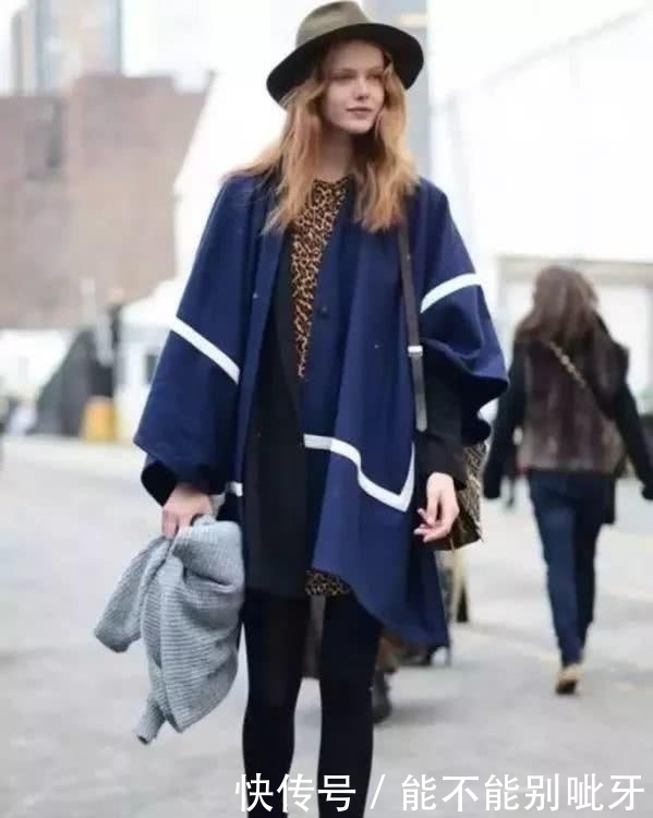 围巾搭配小心机,这个秋冬时髦和温暖全都有了