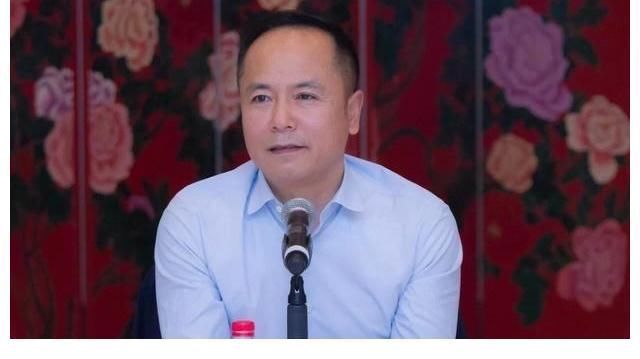 银泰集团|银泰集团沈国军：被马云视为好友，拥有39座大厦，娶了个明星老婆