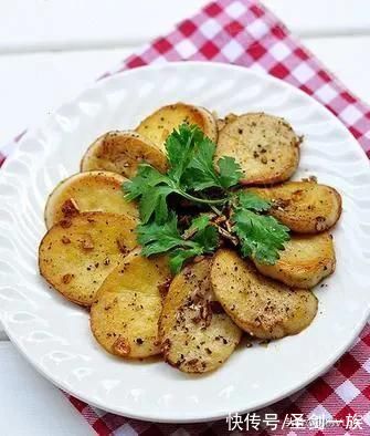 这12道下饭硬菜，荤素搭配，做法简单，家常宴客也拿得出手，好吃