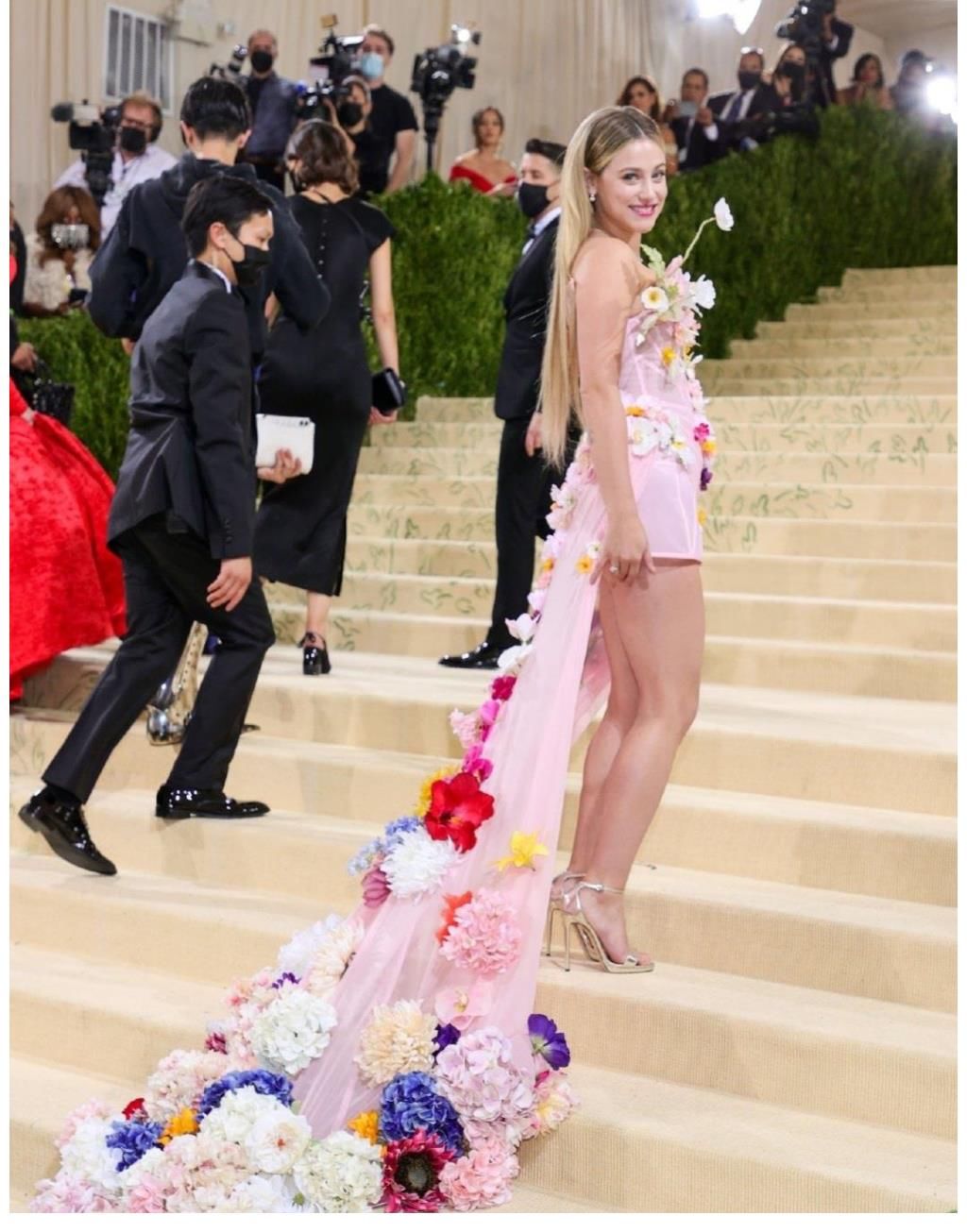 美女图——丽丽·莱因哈特