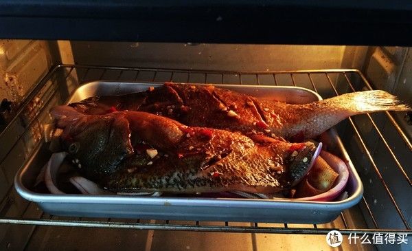 精灵|夏天少吃猪肉多吃它，买来不煎不炖，腌一腌加料烤一烤，鲜香好吃