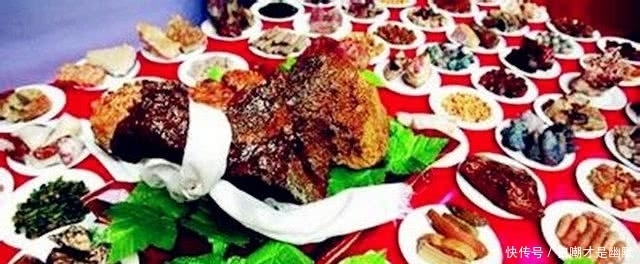 皇帝吃|皇帝御膳吃不完,剩菜是如何处理的?网友:真机智,既挣钱又不浪费!