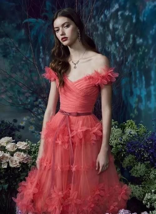 2021春季流行穿“浪漫色”！显白又时髦，真的美爆了