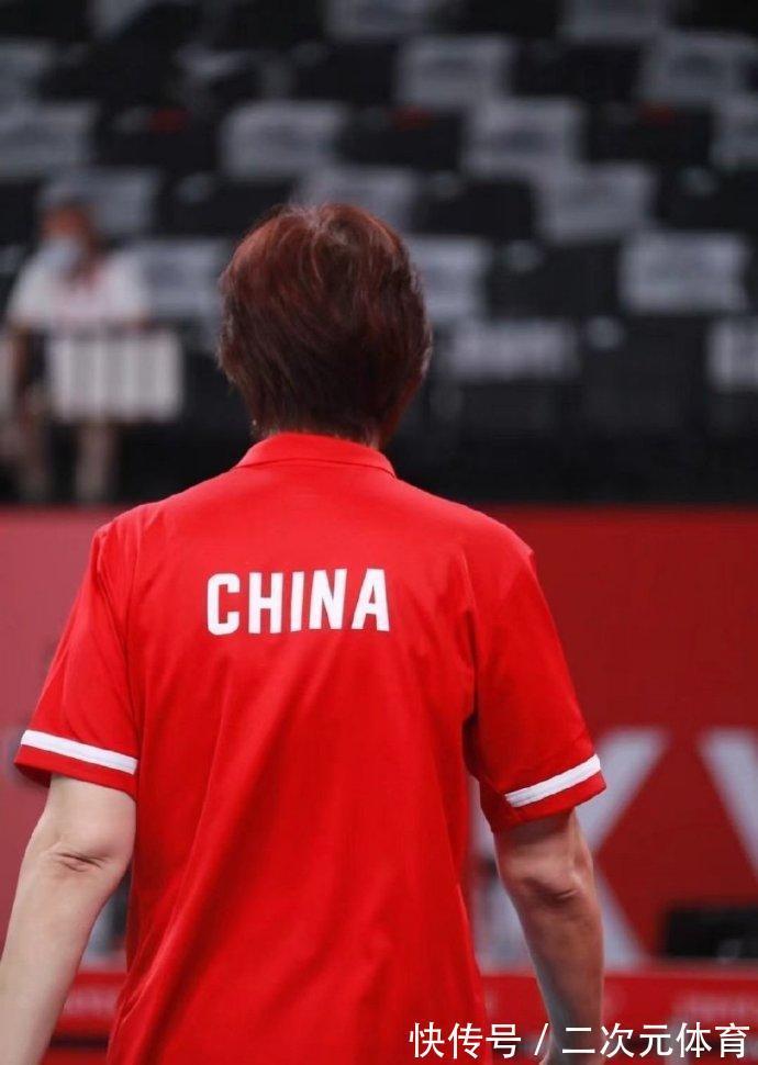 社媒|中国排协再遭打脸!人民日报发布催泪MV致敬郎平:你是我们的英雄